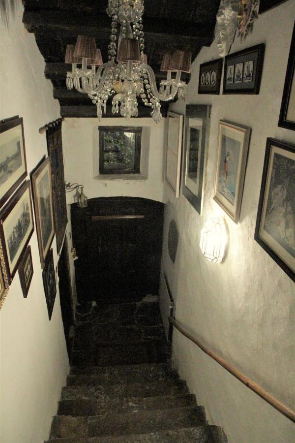 דירות Casa-Abadia De Banaguas מראה חיצוני תמונה
